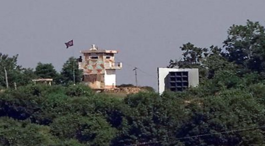 U.S. Citizens Detained for Attempting to Deliver Bibles, Rice to North Korea