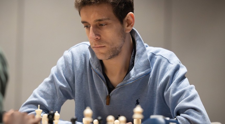 American Chess Prodigy's Tragic Death Highlights Online Harassment in Professional Gaming