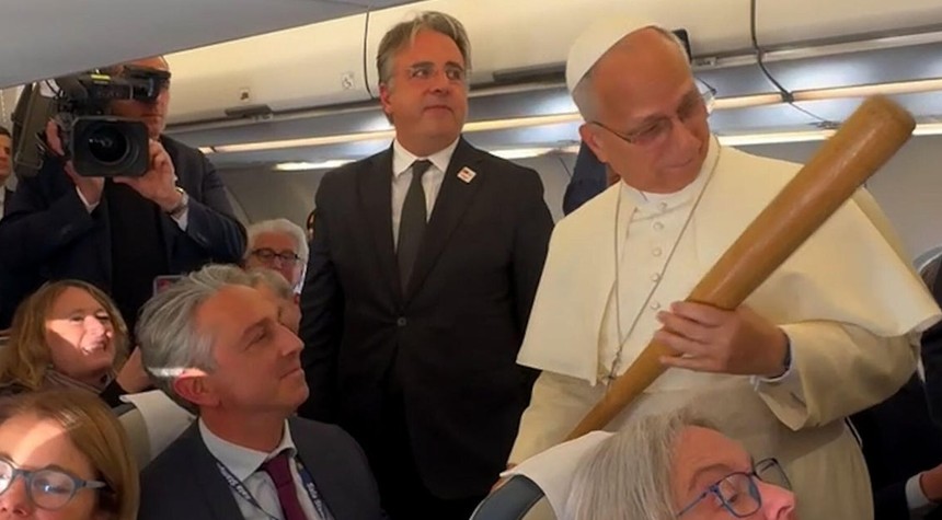 Pope Leo XIV Receives Baseball Bat From White Sox Legend on First Foreign Trip