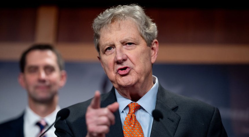 Louisiana Senator Files Bills to Stop Congressional Salaries Amid Shutdown