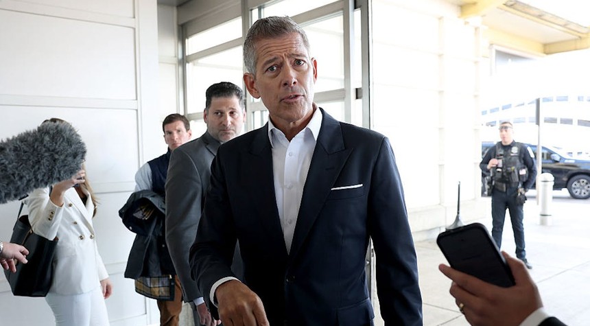 Duffy Says Flight Cancellations May Worsen Without Senate Action on Spending Bill