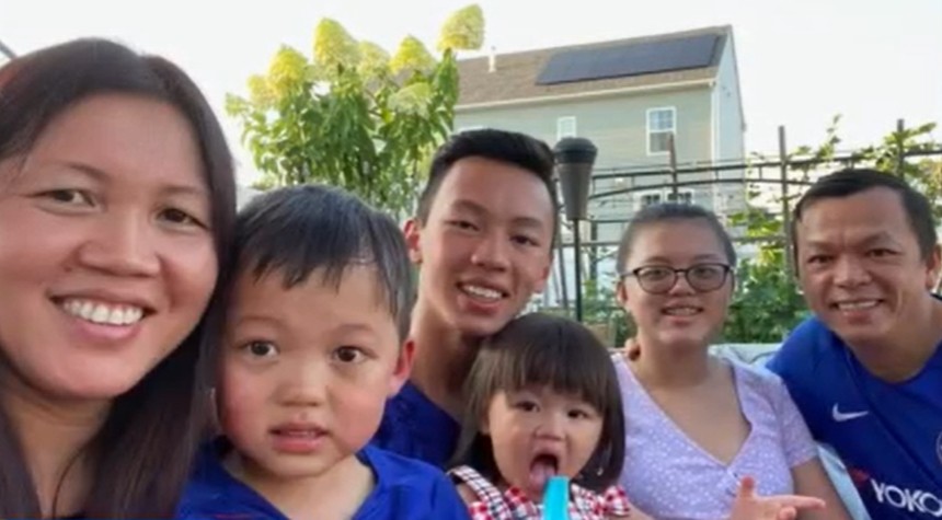 Maryland Mother Deported to Vietnam After Two Decades of Immigration Check-Ins