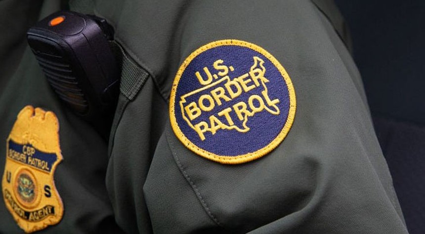 Federal Charges Filed Against Customs Officer in Hotel Assault and Robbery Cases