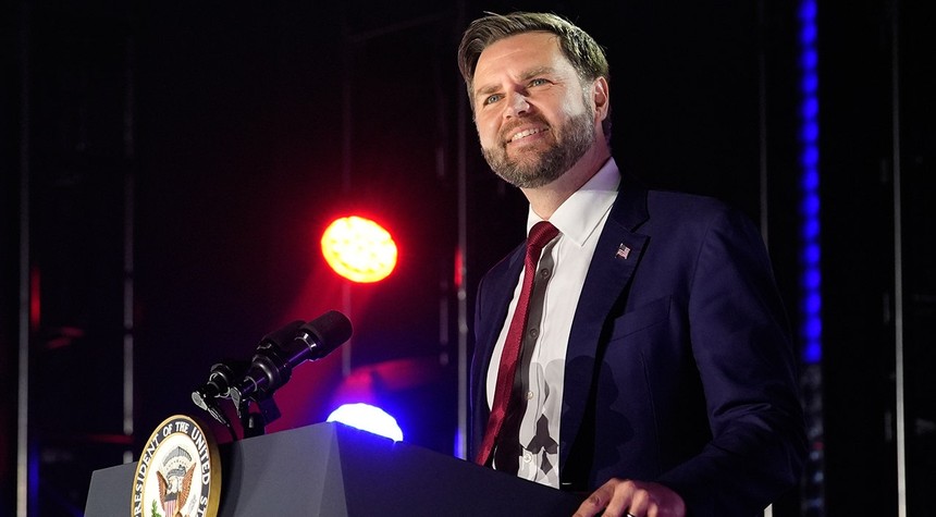 Security Concerns Keep Trump and Vance Apart During Venezuelan Military Operation