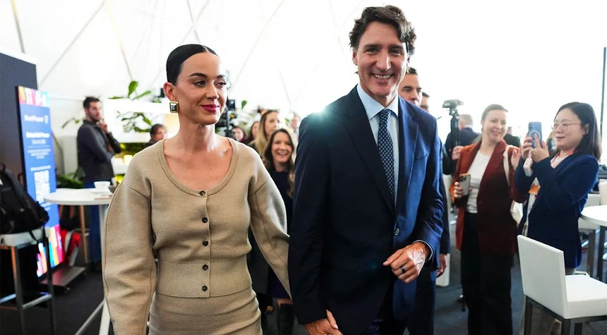 Trudeau and Pop Star Katy Perry Make Public Appearance at World Economic Forum
