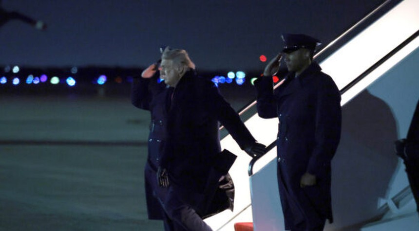 Air Force One Returns to Base After Minor Electrical Issue Forces Turnaround