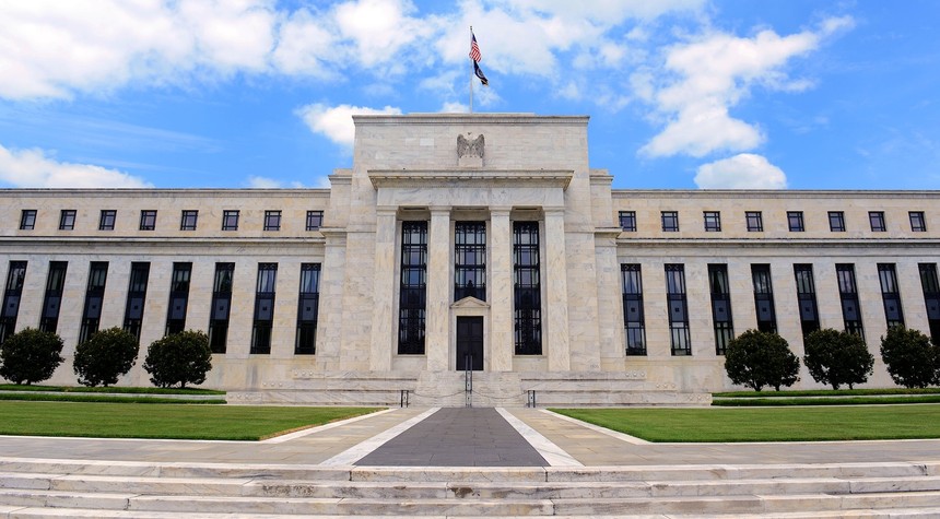 Federal Reserve Expected to Hold Interest Rates Steady Amid White House Pressure