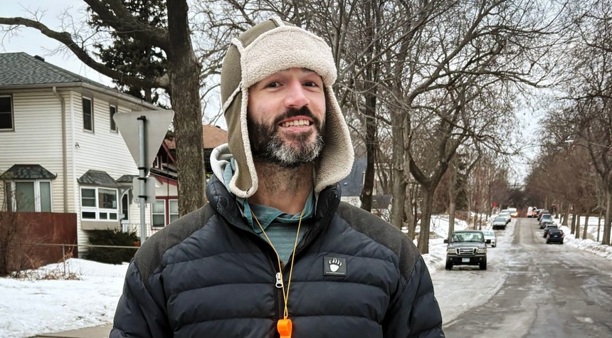 Volunteer Groups Monitor Minneapolis Schools During Federal Immigration Operation