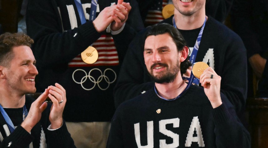 U.S. Olympic Hockey Team Honored at State of the Union Address