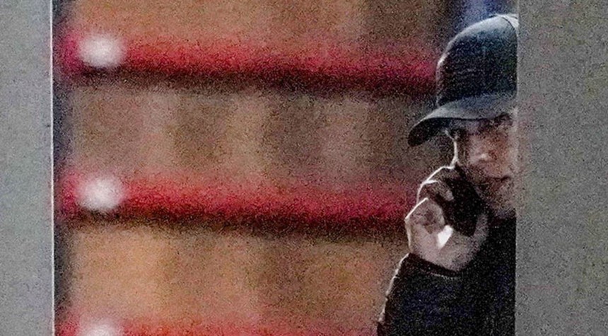 Gabbard Defends Presence at Georgia Election Center During FBI Search