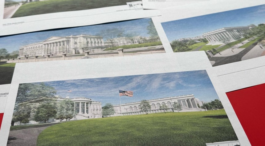Federal Arts Commission Greenlights Controversial White House Ballroom Addition
