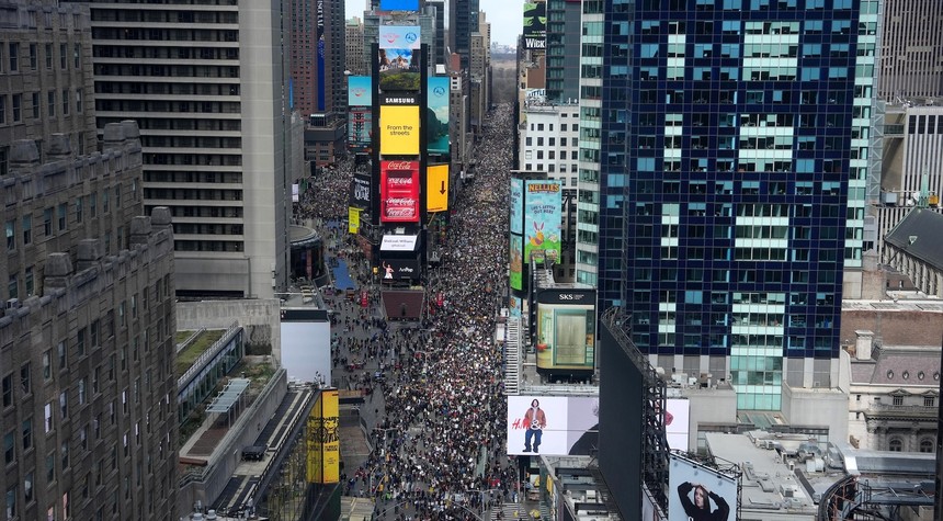 Peaceful Protests Sweep More Than 3,000 American Communities Over Weekend