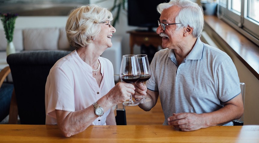 New Minnesota Law Restores Social Drinking Rights for Nursing Home Residents