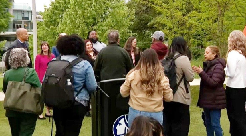 Gunfire Erupts Near Seattle Community Center During Mayoral Event