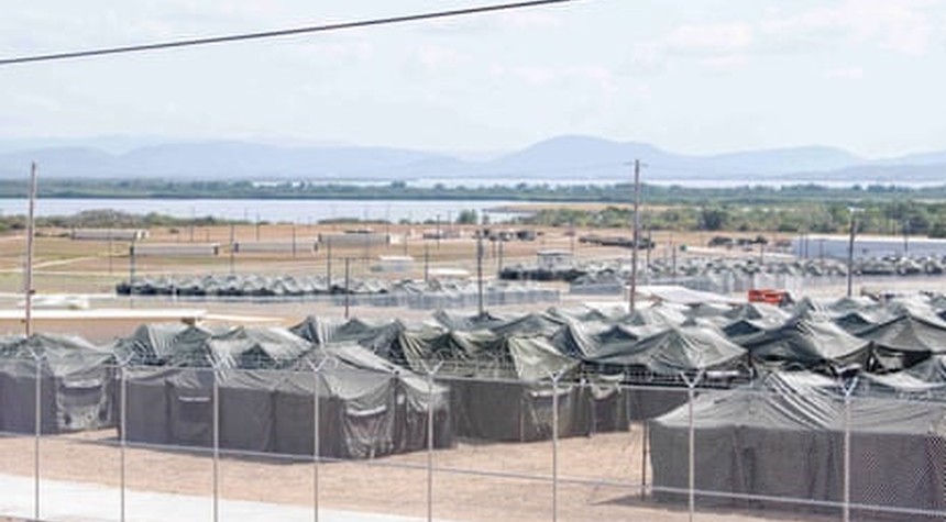 Pentagon Plan for Cuban Migration Camp at Guantánamo Bay Draws Sharp Criticism