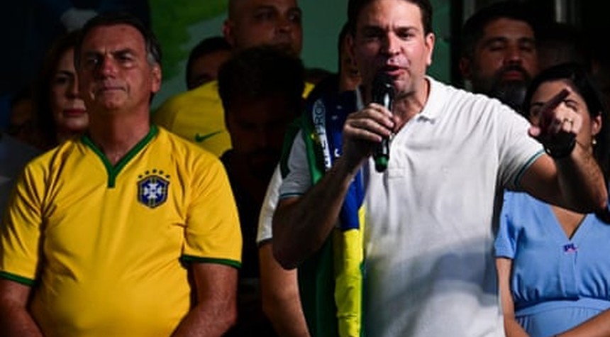 ICE Detains Fugitive Brazilian Spy Chief Sentenced in Coup Plot