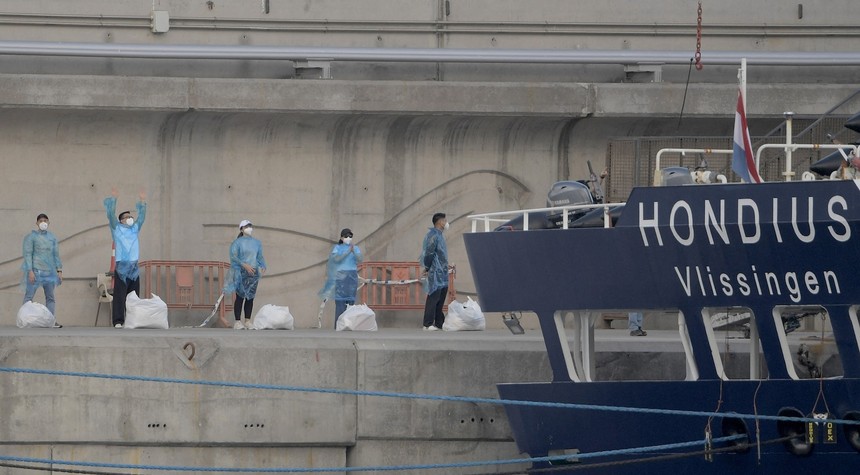 Rare Hantavirus Outbreak Claims Lives Aboard Cruise Ship Bound for Canary Islands