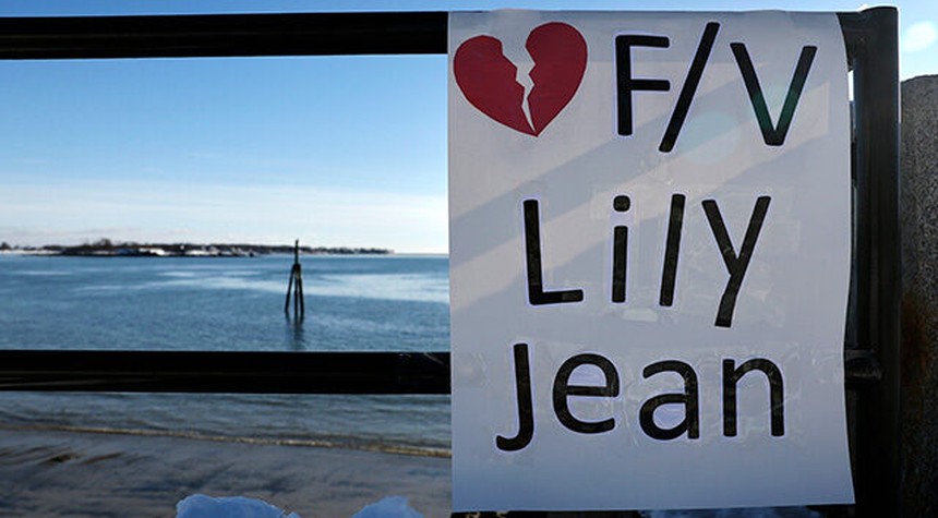 Massachusetts Seeks Navy Assistance to Recover Evidence from Fatal Fishing Vessel Sinking