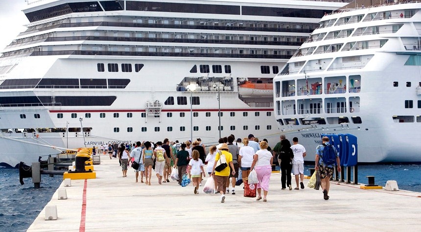 Cruise Industry Reports Strong Bookings Despite Recent Viral Outbreaks at Sea