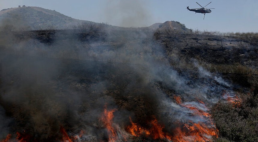 Wildfire Forces Evacuation of Reagan Library in Southern California