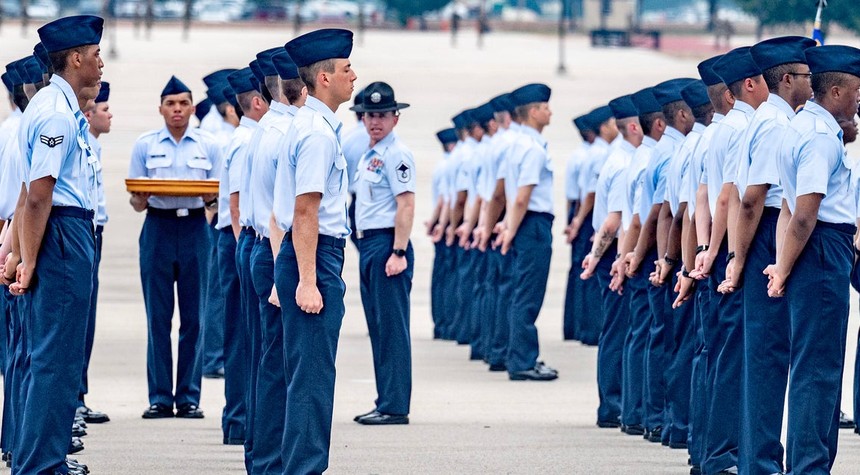 Military Reinstates Flu Vaccine Requirement for Recruits Following Texas Base Outbreak