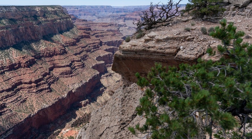 Eighteen-Year-Old Hiker Dies From Heat-Related Illness at Grand Canyon