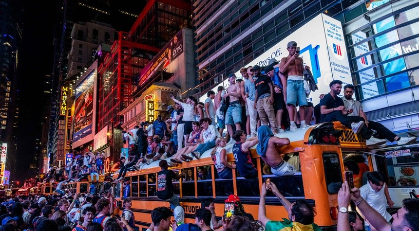 Times Square Shooting Injures Teen During Knicks Championship Celebrations