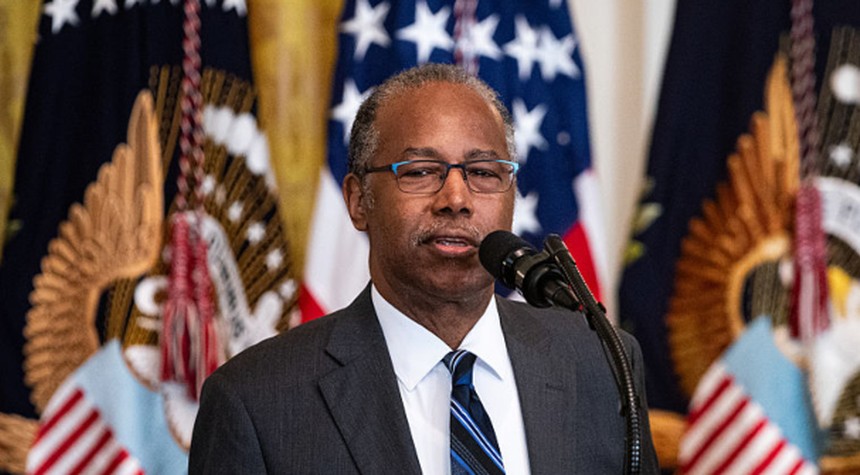 Former HUD Secretary Premieres Educational Film Celebrating American History
