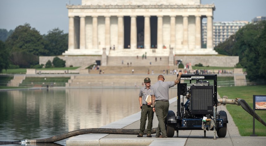 Reflecting Pool Drained Again as Trump Renovation Project Faces Setbacks