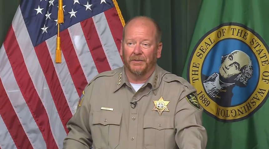 Authorities Charge Suspect in Washington Wildfire as Investigators Link Evidence to Fire's Origin