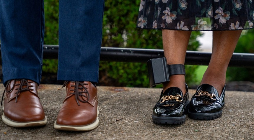 Ohio Haitians Receive Electronic Monitoring as Detention Facilities Reach Capacity