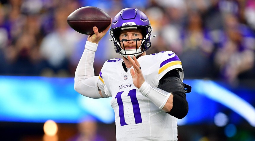 Carson Wentz Gets Second Chance to Lead Vikings While First Round Pick Watches