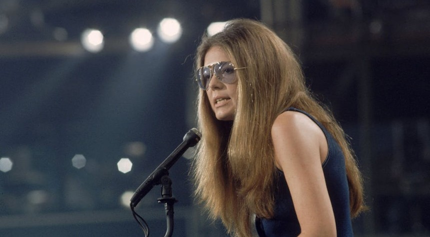 Gloria Steinem, Leading Voice of Modern Feminist Movement, Dies at 92