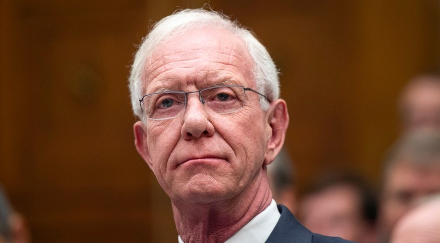 Sullenberger Opens Up About Early Stage Alzheimer's Disease and Treatment