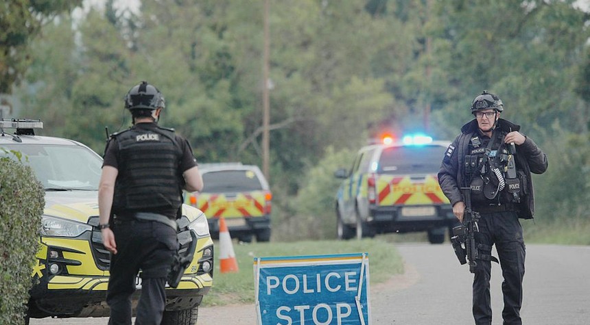 Five Arrested in Suspected Attack Plot Against Military Installation in England