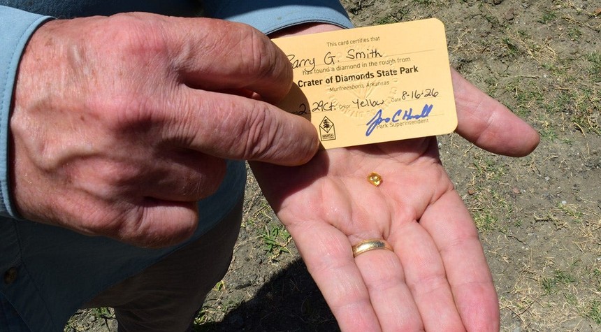Tennessee Grandfather Discovers Rare Yellow Diamond at Arkansas State Park