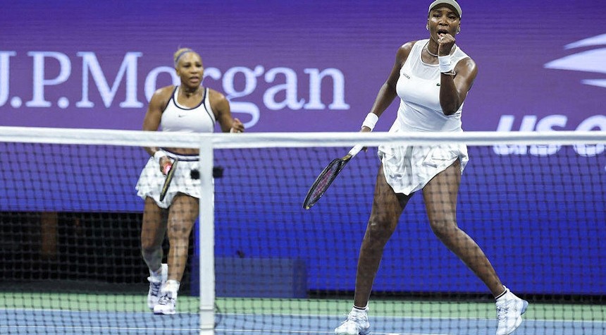 Williams Sisters Fall in Three-Set Thriller at U.S. Open Doubles Tournament