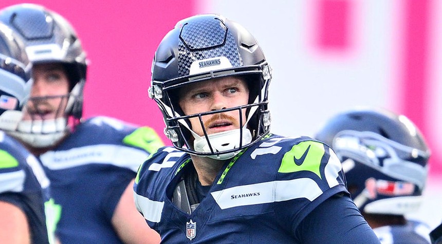 Seahawks Rally Past Patriots in Season Opener Despite Darnold Injury