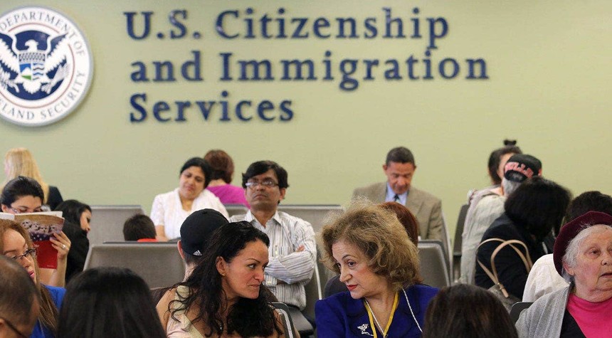 Court Strikes Down Trump Visa Fee While Administration Advances Plan to Tighten Foreign Worker Rules