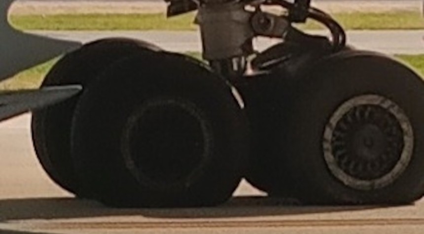 American Airlines Flight Suffers Tire Failure After Landing at Chicago O'Hare