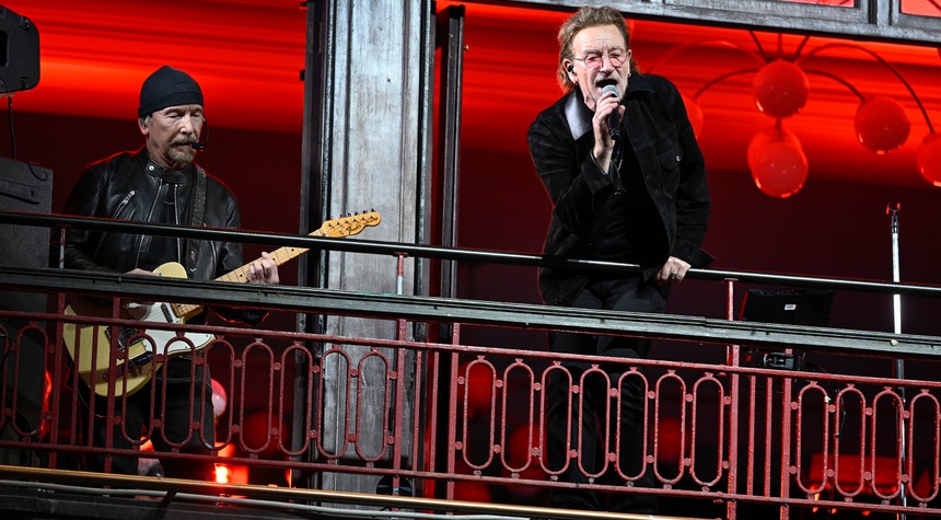 U2 to Perform at NFL's Inaugural Thanksgiving Eve Game on Netflix