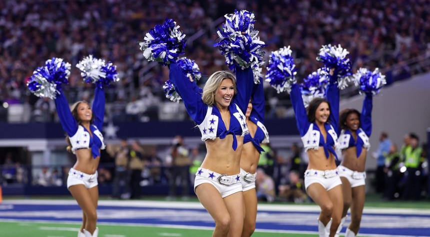 Dallas Cowboys Cheerleaders Sue My Chemical Romance Over Costume Display at Concert
