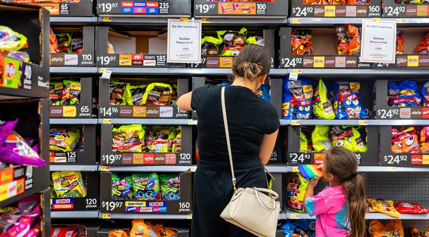Halloween Candy Prices Rise Nearly 8 Percent as Families Prepare for Holiday