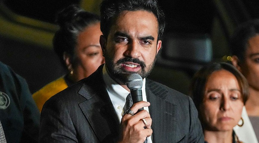 New York's New Mayor Avoids Columbus Day Events While Attending Other Cultural Parades